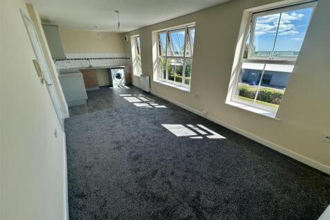 Open Plan Living/Dining Room and Kitchen