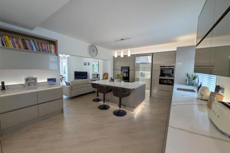 Kitchen, Dining and Garden Room