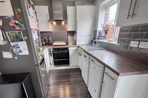 Open Plan Kitchen &amp; Dining Room