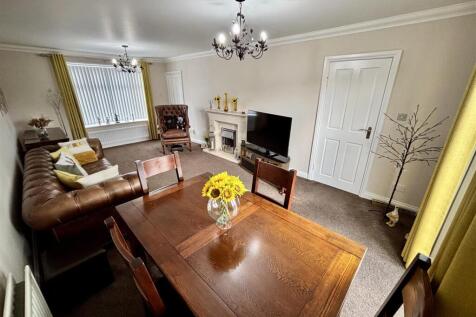 Open Plan Living and Dining Room