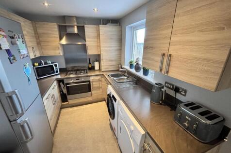 Open Plan Kitchen and Dining Room