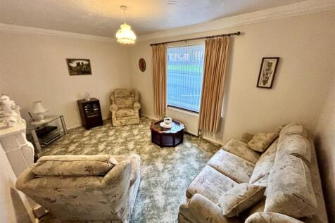 Sitting Room/Bedroom Four