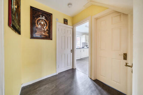 1372340-14-690cd7...