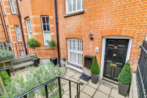 Front Terrace / Exte