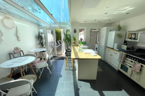 Kitchen:Diner Two.JPG