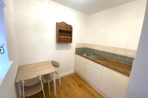 Annexe Kitchenette.JPG