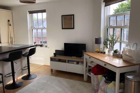 Sitting Room/kitchen