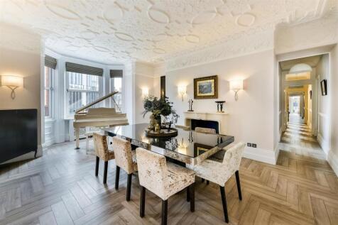 Knightsbridge Luxury  Flat 30, Wellington Court (15).jpg