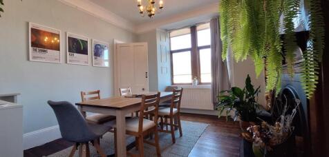 DINING ROOM #2.jpg
