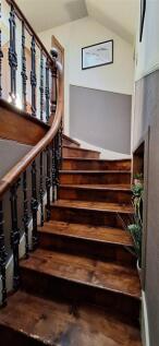 STAIRWAY.jpg