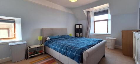 MASTER BEDROOM.jpg