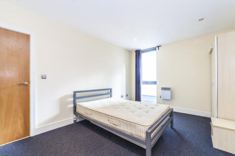 En-suite bedroom #2