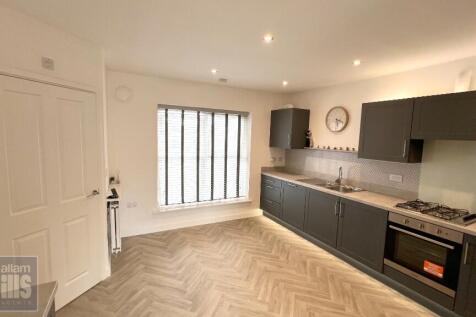 Kitchen / Dining