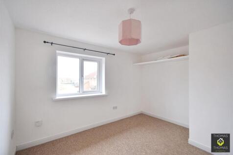 bedroom 3 .jpg