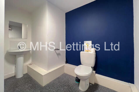 Communal Bathroom...
