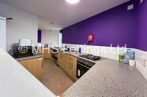 First-Floor-Kitch...