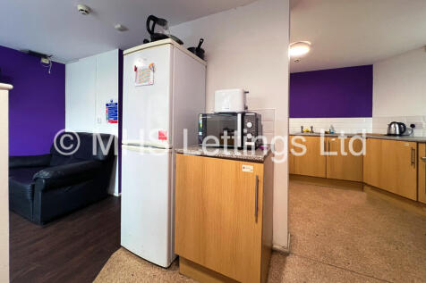 First-Floor-Kitch...