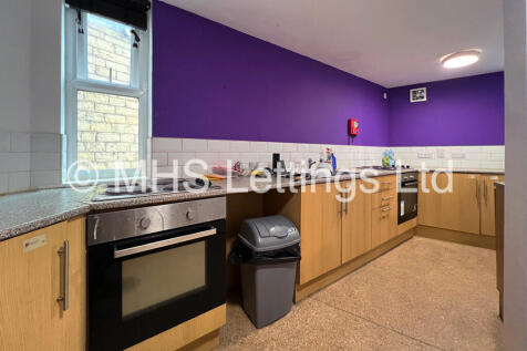 First-Floor-Kitch...