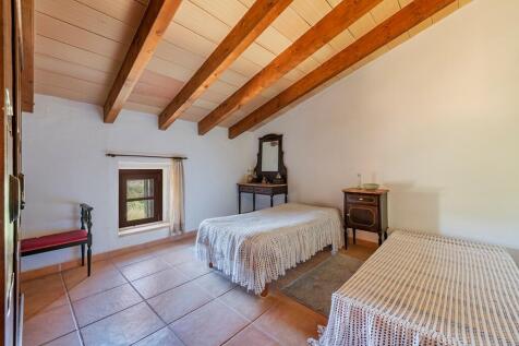 Bedroom (1)