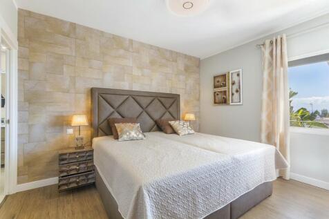 Bedroom (2)