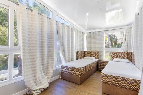 Bedroom (3)