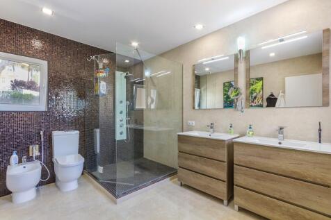 Bathroom (1)