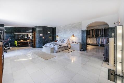 Bedroom (2)