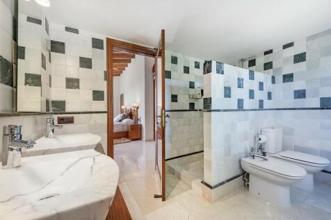 Bathroom (2)