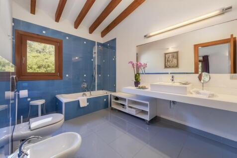 Bathroom (3)