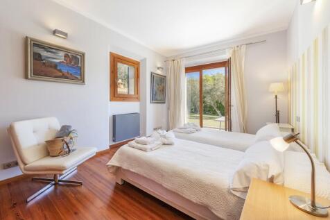 Bedroom (1)