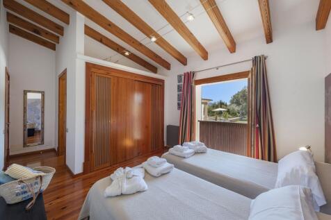 Bedroom (8)