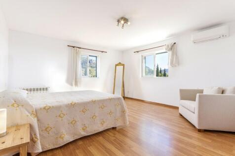 Bedroom (2)