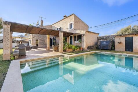 Exterior and Pool (2