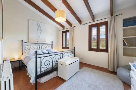 Bedroom (1)