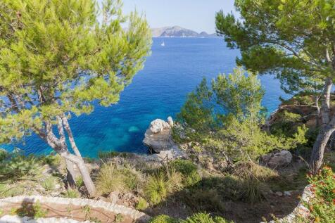 Views to the sea