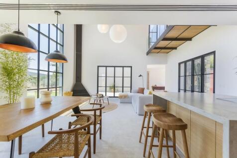 Dining room (2)