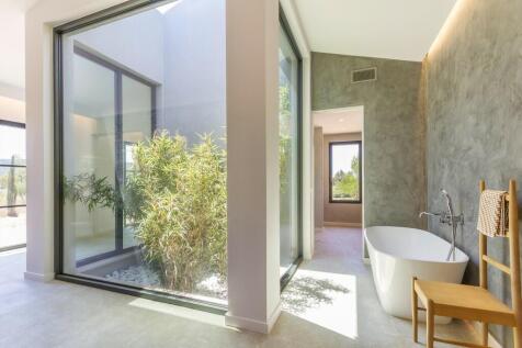 Bathroom (3)
