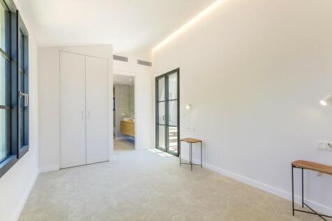 Bedroom (4)