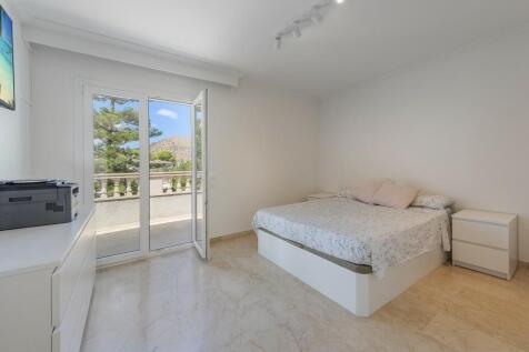 Bedroom (1)