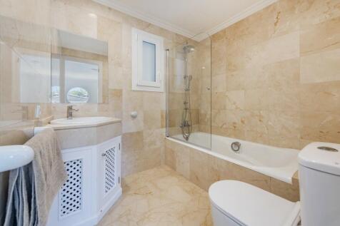 Bathroom (1)