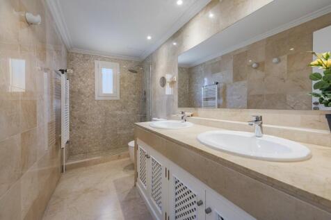 Bathroom (2)