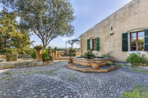 Outdoor area