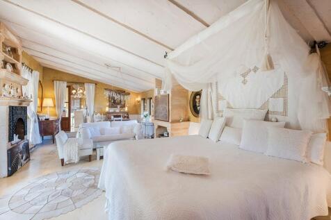 Bedroom (1)