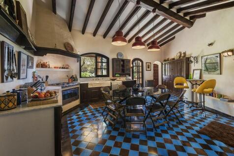 Kitchen (2)