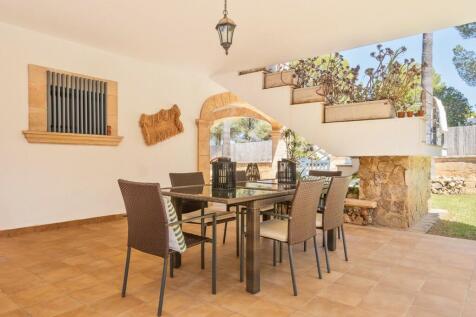 Covered Terrace (3)