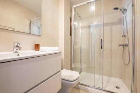 Bathroom (4)