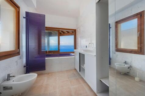 Bathroom (2)