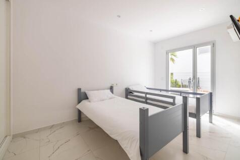 Bedroom (3)