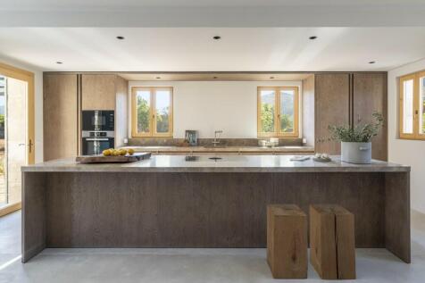 Kitchen (2)