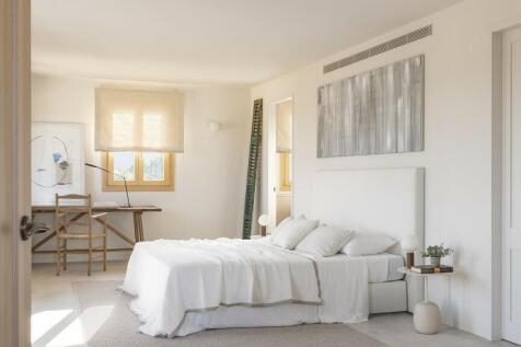 Bedroom (1)